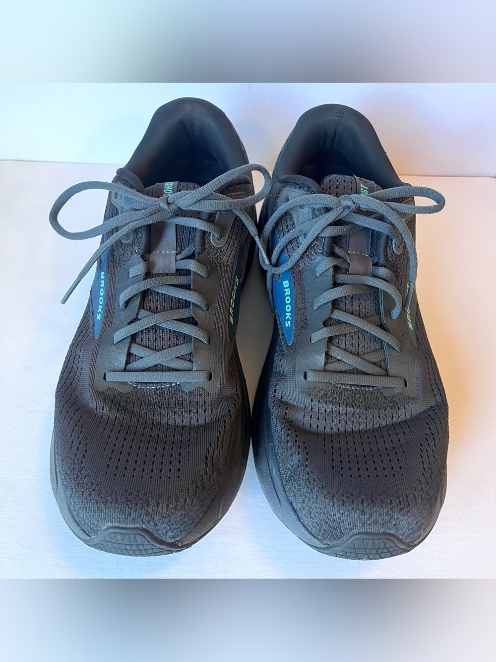 Brooks Men's Ghost Max 2 Road Running Shoes Size 12 Gray Sneakers
